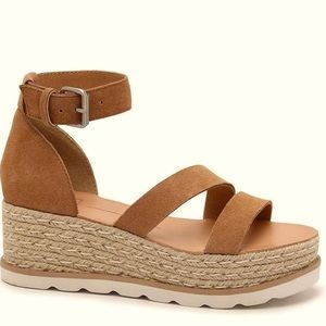 DOLCE VITA Liza Espadrille Wedge Sandal - Size 9